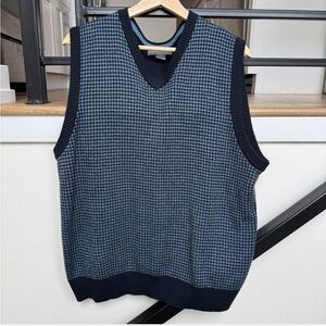 Vintage America V-Neck Sweater Vest in Blue and Black